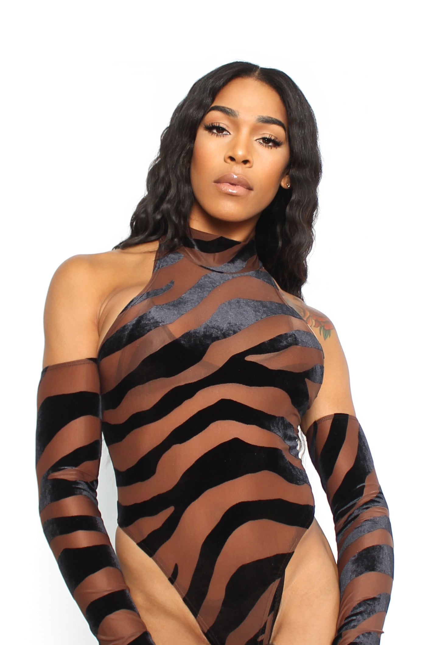 IVY BODYSUIT W/ SLEEVES